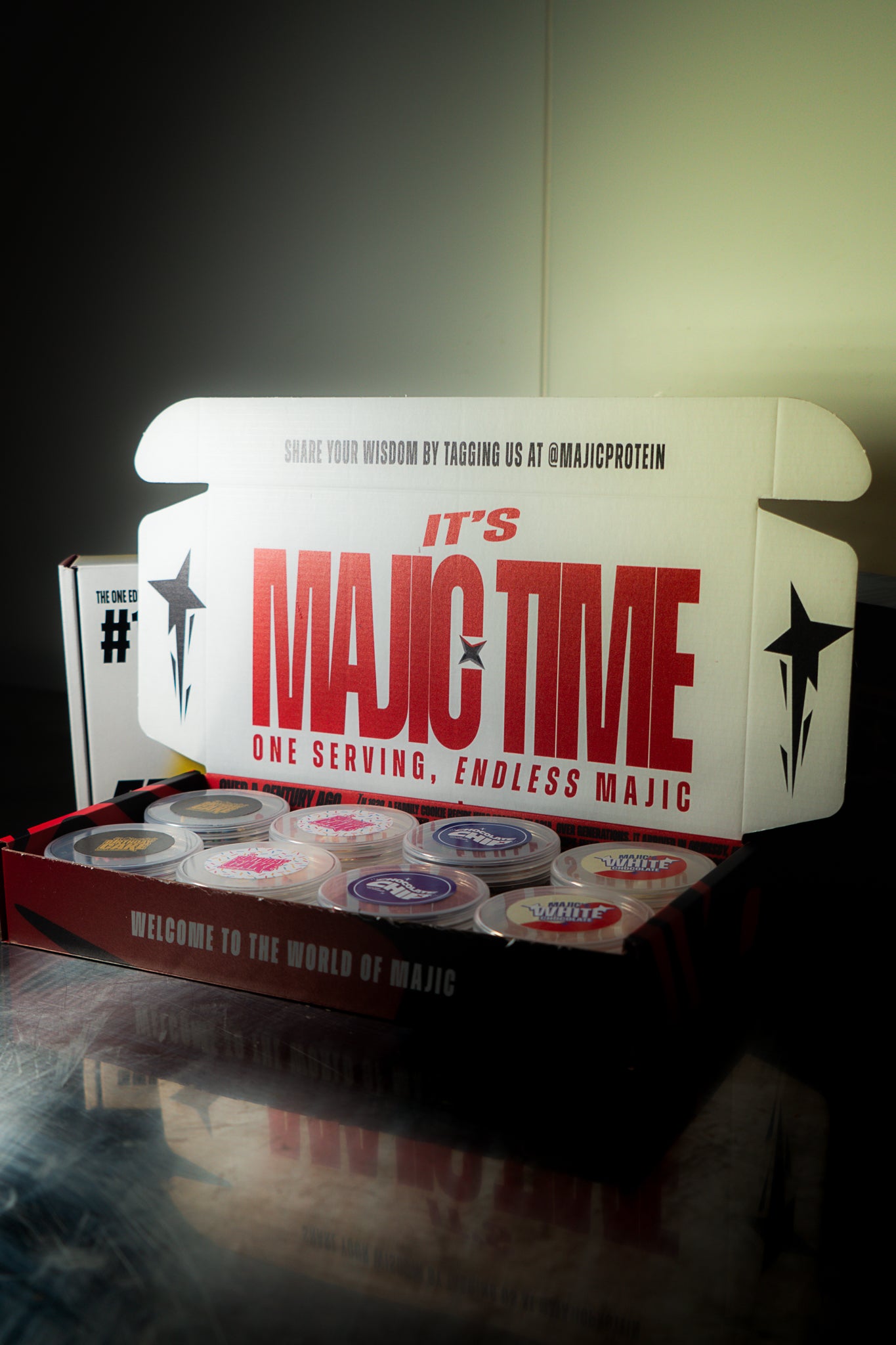 Majic One: Variety Box (x8)